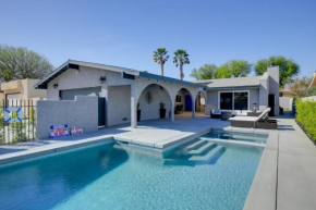Retreat with Theater Room and Pool Deck in Palm Desert